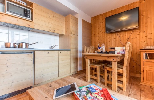 La Feclaz Condo | Appart proche du centre Casiers à ski