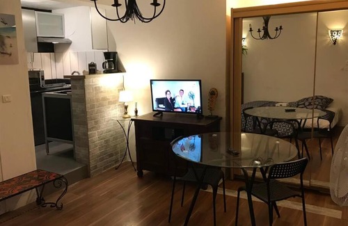 Romilly-sur-Seine Apartment | Appart Sofia - Se loger à 1h de Disneyland Paris en famille