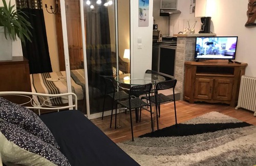 Romilly-sur-Seine Apartment | Appart Sofia - Se loger à 1h de Disneyland Paris en famille