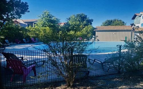 Le Teich Apartment | Appart spacieux, lumineux & calme Environnement nature, piscine