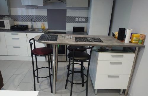 Villeparisis Apartment | Appart T2 en fond de jardin