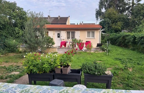 Tremblay-en-France Apartment | Appart T2 Proche Aéroport Roissy
