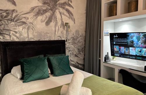 Maisons-Laffitte Apartment | Appart'TERRASSE - 20mn STADE U ARENA - CHAMPS ÉLYSÉES - RER A