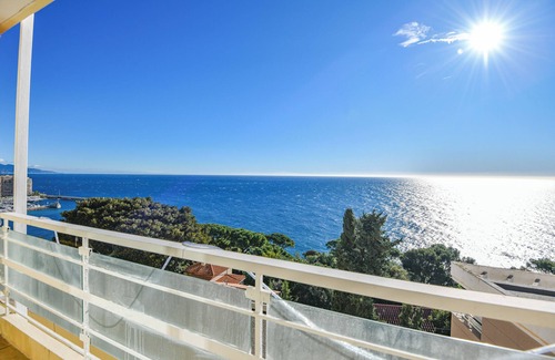 French Riviera Apartment | Appart vue mer splendide et plage proche de Monaco