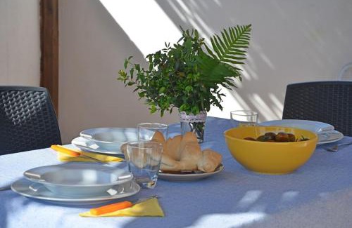 Tancau Sul Mare Apartment | Appartamento con cortile