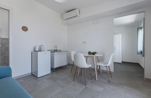 Monti D'arena-Bosco Caggione Apartment | Appartamenti di Villa Lea by BarbarHouse