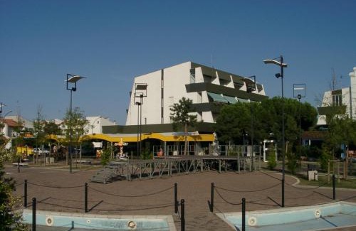 Lido delle Nazioni Apartment | Appartamenti Tropici