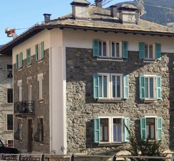 Bormio Apartment | Appartamento 110mq Zona Terme posto auto privato