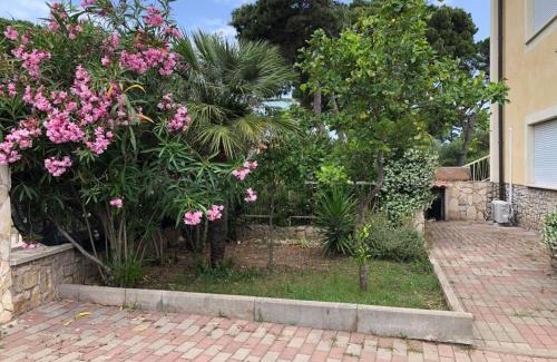 Fertilia House | Appartamento 150 mq in villa sul mare a Fertilia