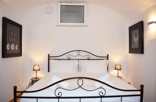 Rione VI Parione Apartment | Appartamento a Piazza Navona