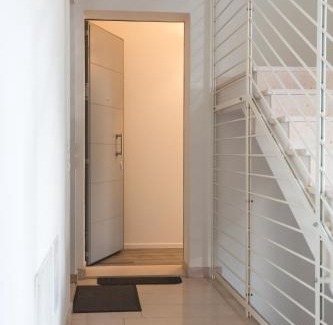 Riva del Garda Apartment | Appartamento Campagnola piano terra con giardino privato