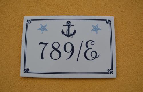 Castello Apartment | appartamento con corte privata