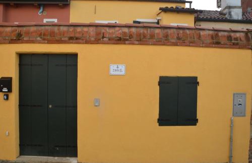 Castello Apartment | appartamento con corte privata