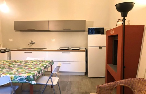 Cannero Riviera Apartment | Appartamento con piccolo giardino Cannero Riviera