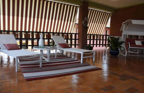 Mombercelli Apartment | Appartamento con vista Thyago