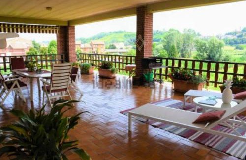 Mombercelli Apartment | Appartamento con vista Thyago