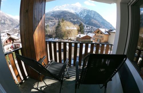 Dolonne Apartment | Appartamento Dolonne Courmayeur