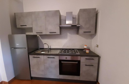 Assemini Apartment | Appartamento il tulipano
