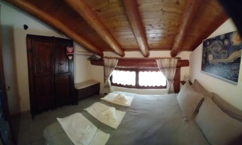 Corgnolaz Apartment | Appartamento incantevole con vista sulla vallata