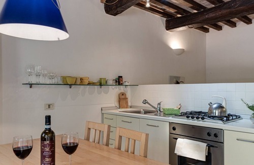 Monte Antico Alto Apartment | Appartamento Vicino Montalcino con Piscina