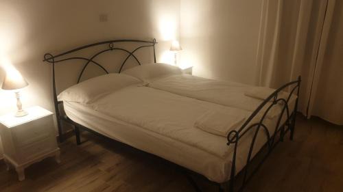 Tremezzina Apartment | Appartamento Le Rose