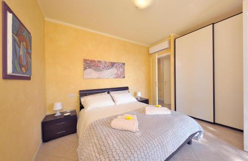 Salo Apartment | APPARTAMENTO MIMOSA centro Salo'