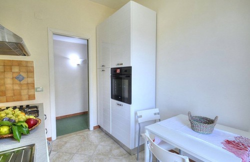 Marina di Puolo House | Appartamento Naia C: A graceful apartment located right on the beach, with Free WI-FI.