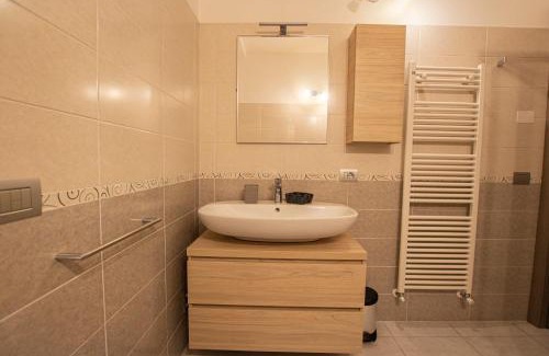 Lezzeno Apartment | APPARTAMENTO PERSEO