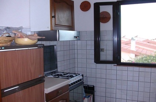 Chia Apartment | Appartamento Primo Piano Vista Mare in Villa Lolu , 15 Minuti a Piedi dal Mare