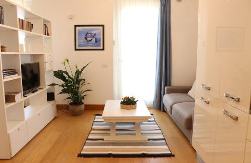 Province of Cagliari Apartment | Appartamento Signorile IUN S0575