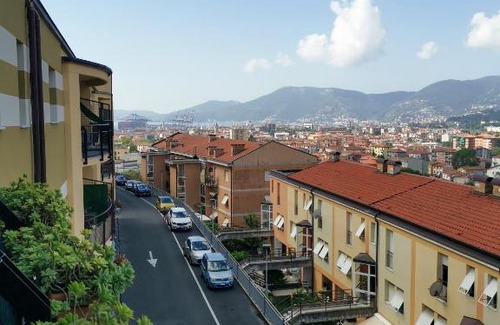 La Spezia Apartment | Appartamento Skyway La Spezia