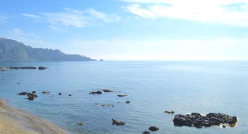Giardini Naxos Apartment | Appartamento Teocle beach