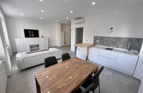 Asti Apartment | Appartamento The Twins