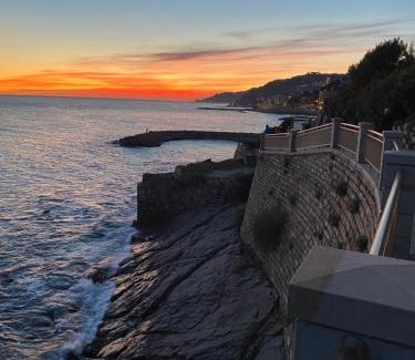Imperia Apartment | Appartamento Vista mare con Piscina Cala di Sole