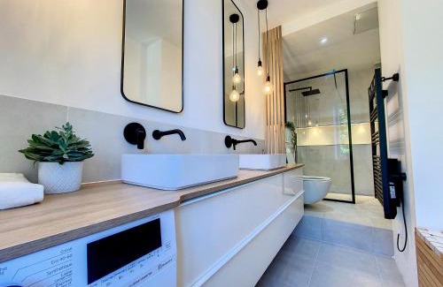 Creon Apartment | AppartChic - appartement standing - plein Centre & Parking privé