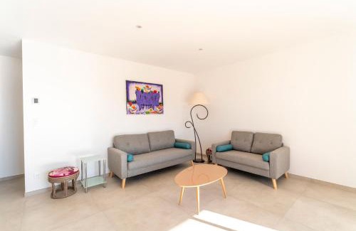 Saint-Genies-de-Malgoires Apartment | Appartement avec Jacuzzi Sauna