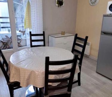 Amelie-les-Bains-Palalda Apartment | Appartement location thermale