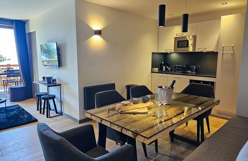 Font-Romeu-Odeillo-Via Apartment | Appartement B-12 T2 Cabine