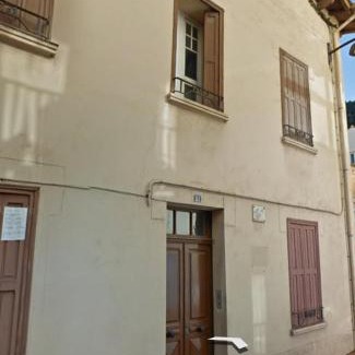 Amelie-les-Bains-Palalda Apartment | Appartement cure ou vacances avec WIFI et parking et à 100m des thermes