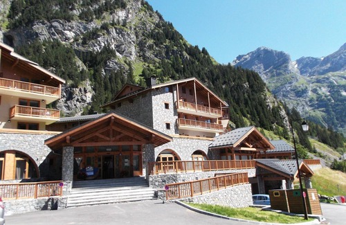 Pralognan-la-Vanoise Condo | Appartement Skis aux pieds! Accès Piscine + Sauna