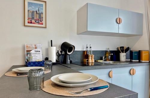 Saint-Jouan-des-Guerets Apartment | Appartement rénové et Modern proche Saint-Malo