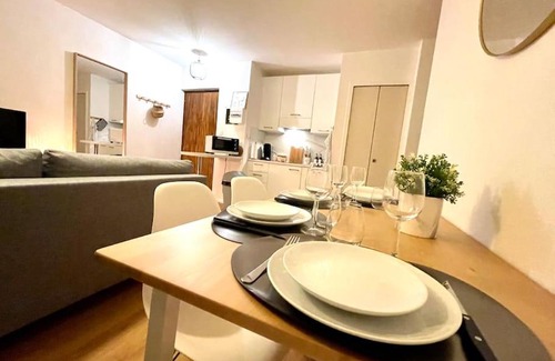 Saint-Julien-en-Genevois Apartment | Appartement - Lit Queen Size - Proximité Genève