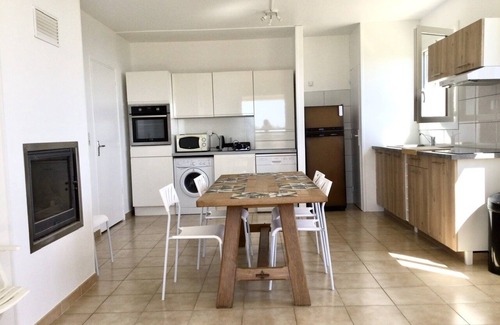 Sant'Andrea-di-Cotone Apartment | Appartement vue Mer, Pied de Montagne
