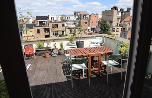 Sint-Jans-Molenbeek Apartment | Appartement 2 Chambres Grande Terrasse Centre de Bruxelles