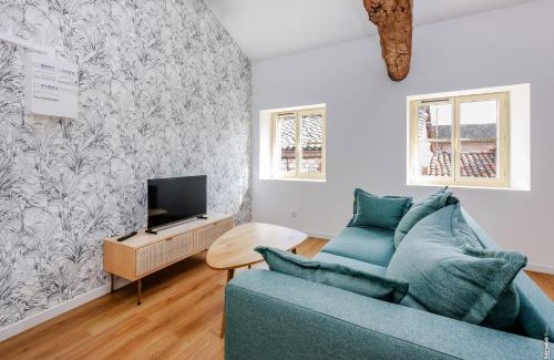 Castelnau-de-Montmiral Apartment | Appartement MIA - Calme - Castelnau de Montmirail