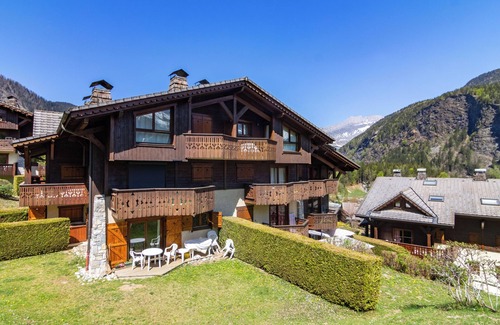 Les Houches Apartment | Appartement Bellachat 10 ski in/ski out, Les Houches (Chamonix), France