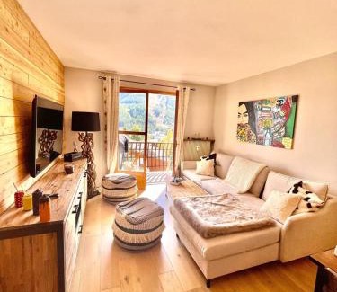 Saint-Etienne-de-Tinee Apartment | Appartement 2 pièces spacieux terrasse vues sur les pistes
