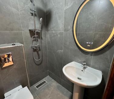 RACINE EXTENSION Apartment | Appartement à 10 min de la mer à pied