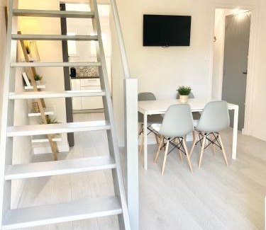 Les Sablettes Apartment | Appartement à 150 m de la mer