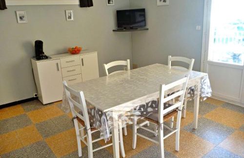 Marseillan Plage Apartment | Appartement à 2 pas de la plage avec terrasse et parking - FR-1-387-150
